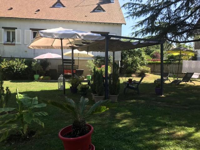 Saint-Cyr-en-Val Clos Du Bourg B&B 외부 사진